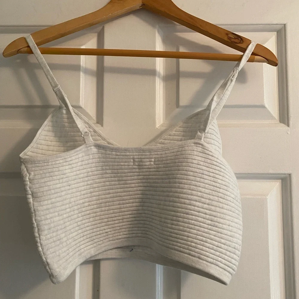 Aerie Light Weight Heather Grey Sweater Crop Top Size M - Picture 4 of 6